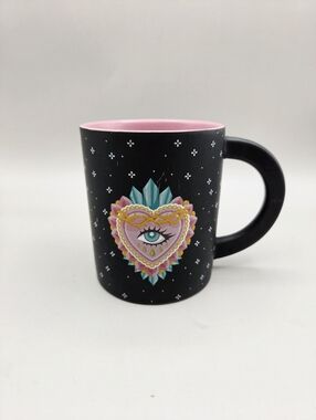 Better Living Black & Pink Decorative Eye Heart Mug